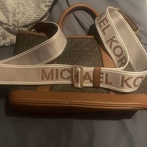 Michael Kors Brown and Cream Handbag